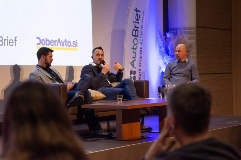 trading hub - about autobrief